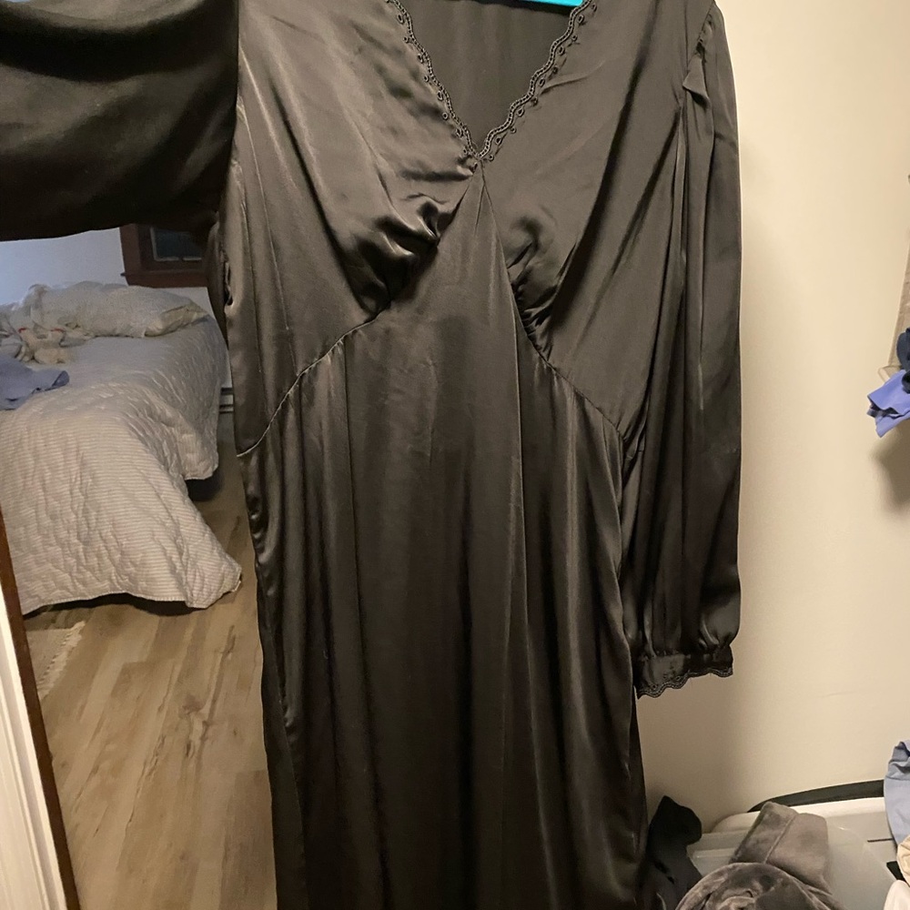GAP Black Lace-Trimmed long dress